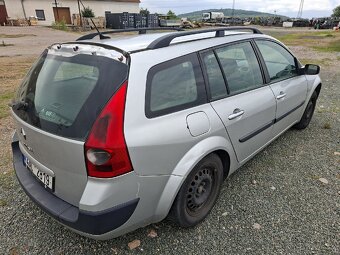 Renault Megane-1.5 Dci - 4