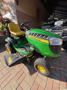 Zahradní traktor John Deere x126 - 4