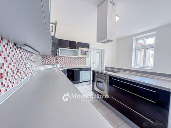 Prodej bytu 4+kk, 95 m², se zahradou 101m² a terasou, histor - 4