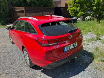 Hyundai i30 Combi, 1.0 TGDi, R.V.2023, Benzin - 4