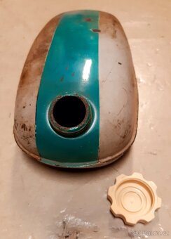 Stadion S11 - nádrž + víčko - 4