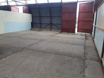 Areál, haly, sklady, výroba, garáže a zázemí. - 4