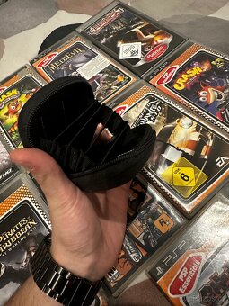 PSP 3004 + Příslušenství - 4