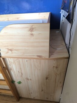 Zvýšená postel s úložným prostorem - 4