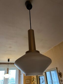 Sada 2 ks menších lustrů, mosaz a bílé sklo, pěkné - 4