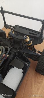 RC truggy 4x4 velikost 1:8 + nová baterie 14,8v 5400mAh.. - 4
