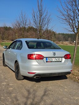 VW Jetta 2014 - 4