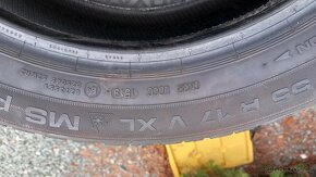 Zimní pneumatiky 215/55 R17 - 4