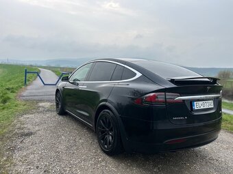 Tesla model X 100D 386kW 12/2018 6 miestna - 4