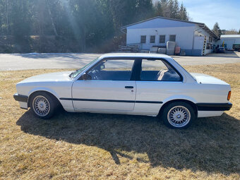BMW Coupe 320i - 4