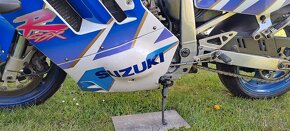 Suzuki GSXR 1100, r.v. 92 - 4
