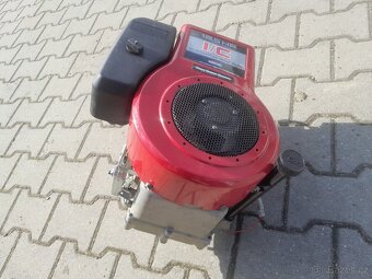 MOTOR DO ZAHRADNÍHO TRAKTŮRKU - 4