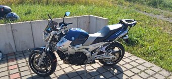 SUZUKI GSR 600 - 4