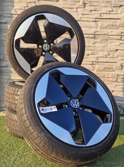 5x112 Volkswagen R20 ID3 +☀️ letní pneu ZÁNOVNÍ STAV - 4