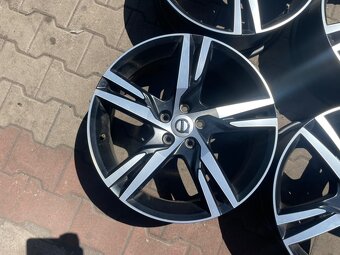 originální sada disků VOLVO XC60, XC40 - 4