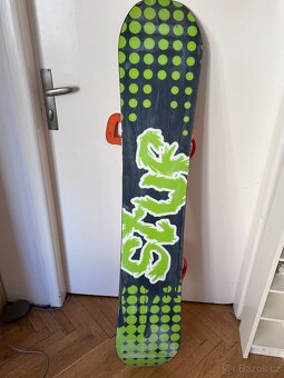 Snowboard Stuf Element s vázáním Burton, 145 cm. - 4