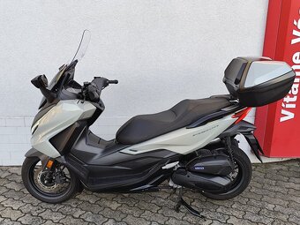 HONDA Forza 125 ČR 6200km, do provozu 2025 - 4