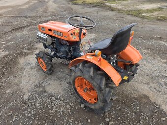 JAPONSKÝ MALOTRAKTOR KUBOTA B5000 4X4 - 4