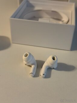 Apple AirPods Pro 1 - 4