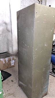 Plechová skříň - 4