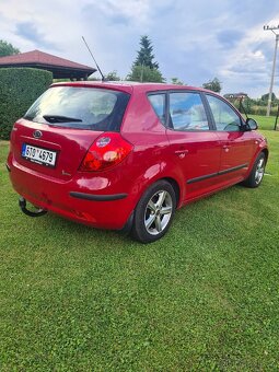 Kia Ceed 1.4 80kW, benzín, klima, manual - 4