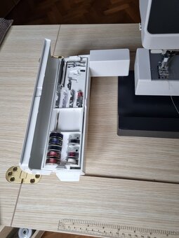 Šicí stroj PFAFF Select 4.2 - 4