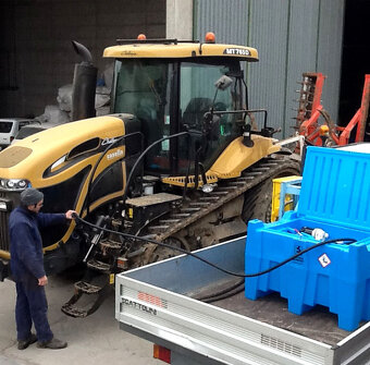 Mobilní nádrž na AdBlue CARRY TANK 440 litrů , 230V, 12V - 4