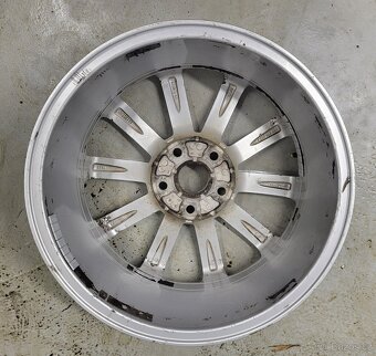 1ks alu disk VW Dijon 5x112 5G0 - 4