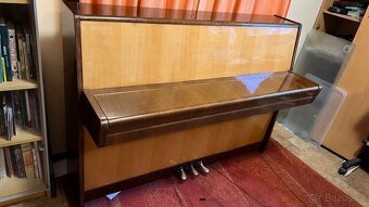 pianino PETROF - Model: P 100 Harmonie N - 4