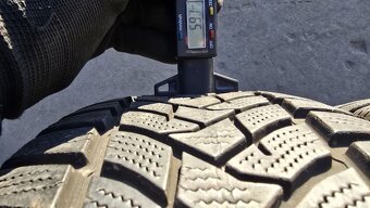 Zimní pneu 215/60/16 Dunlop - 4