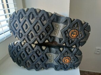 Zimní boty vel.37 (stélka 23,3 cm) - 4