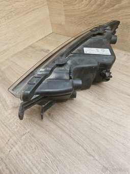 Škoda rapid - mlhovka pravá - 4