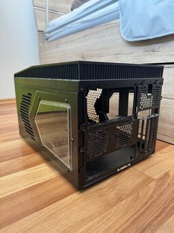 PC Case Thermaltake mITX - 4