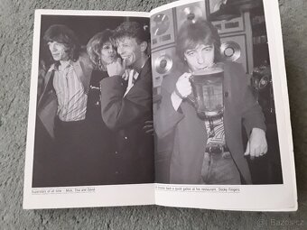 Kniha -int. Bestseller.-Up and down with the Rolling Stones - 4
