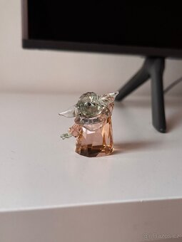 Skleněná soška SWAROVSKI - Mandalorian (Star Wars) - 4