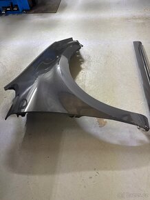 PRODÁM NA VW TOURAN 5T1 2020 BLATNÍK PP - 4
