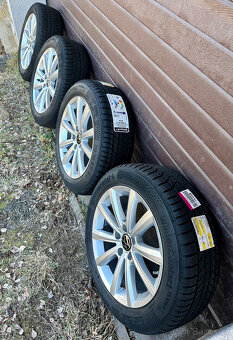 Originál alu kola volkswagen merano 5x112, nové pneu - 4