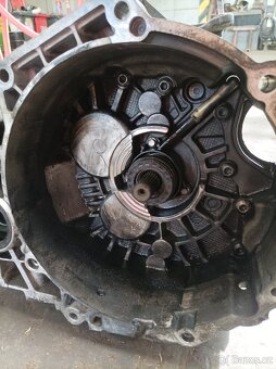 Prevodovka VW Touran 6 kvalt manuál kód NGC - 4