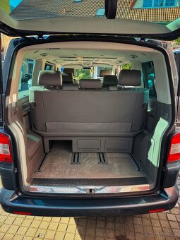 VW Multivan 2.5tdi 128kw automat 7 míst k pronájmu - 4