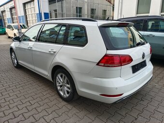 VW Golf 7 Variant Comfortline 2.0TDI 110kW DSG ACC Tažné - 4