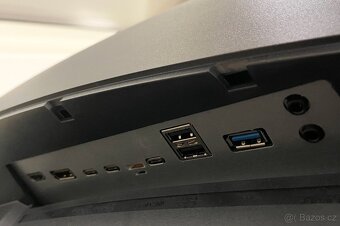 43" Samsung 43CJ89 + držák - 4