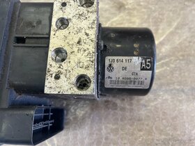 ŘÍDICÍ JEDNOTKA ABS 1J0614117G - 4