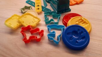 Play doh modelovací sada + formičky - 4