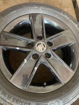 Originál alu kola Škoda Superb 205/55/16 et48 letní - 4