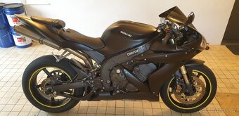 Yamaha R1 2004 - 4