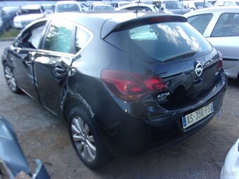 Opel Astra 1,7 CDTi 92kW - 4