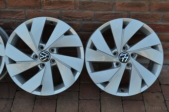5x112 R17 Hliníkové disky Originál VW Golf 8 - 4