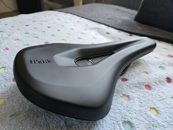 Sedlo Fizik Terra Aidon X5 - 4