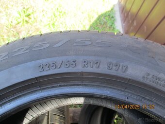 Prodám letní pneu 225-55-17 Pirelli Cinturato P7-cca.6mm - 4