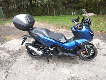 Honda Adv 350 - 4